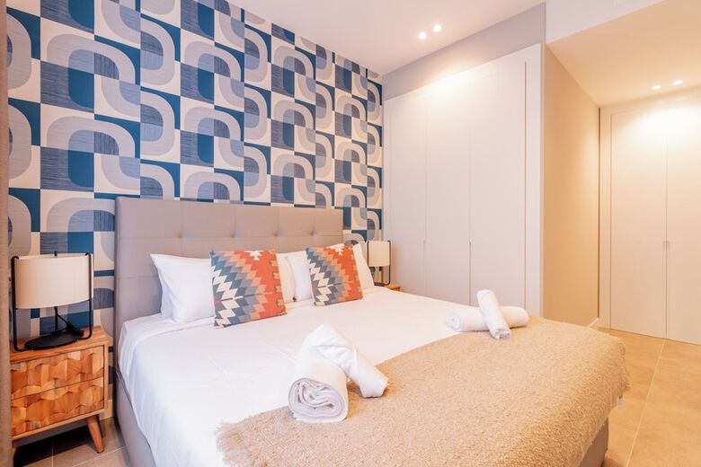 Hotel Home Art Apartments Bernab�u