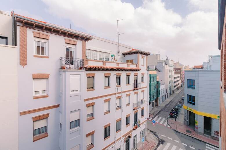 Hotel Home Art Apartments Bernab�u