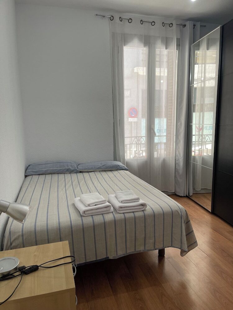 Bed & Breakfast Flor Baja Hostal