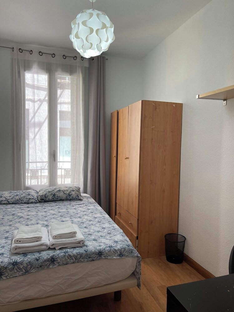 Bed & Breakfast Flor Baja Hostal