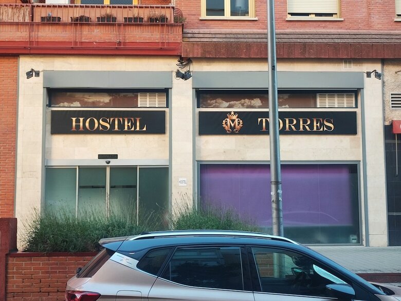 Hostal Hostel M Torres