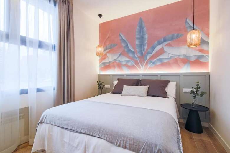 Aparthotel Home42