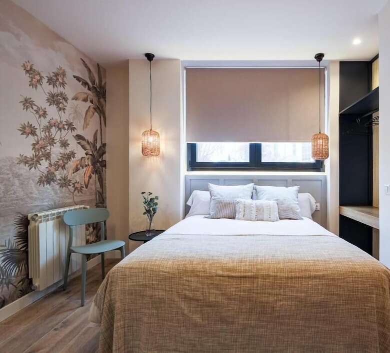 Aparthotel Home42