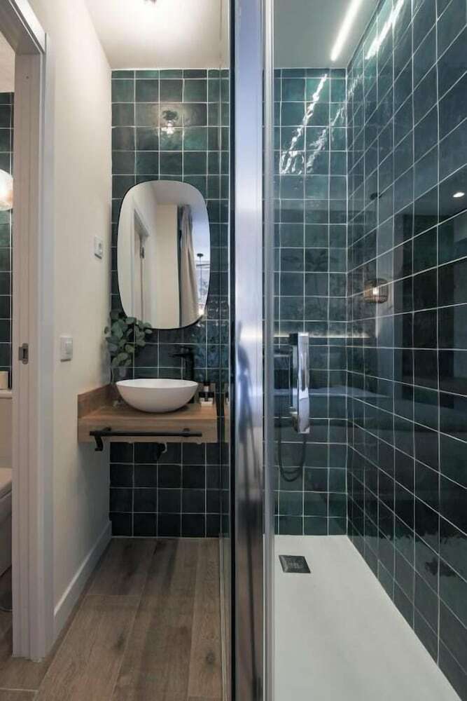 Aparthotel Home42