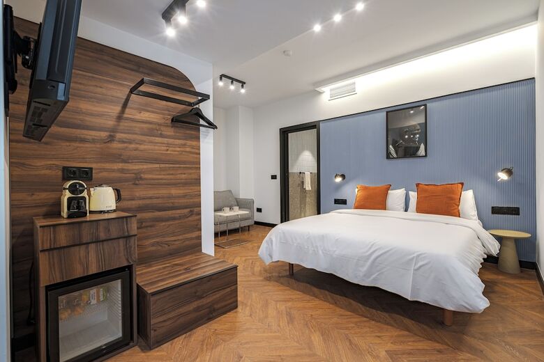 Hotel Style Suites By Olala Homes