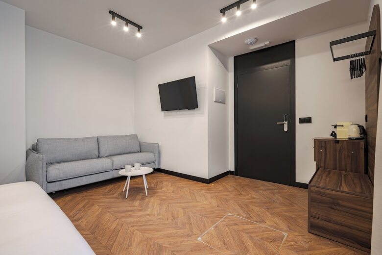 Hotel Style Suites By Olala Homes
