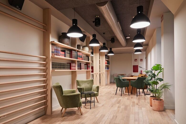 Hotel Latroupe Prado