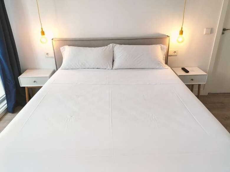 Hostal Manuela By Gaiarooms