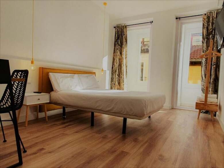 Hostal Manuela By Gaiarooms