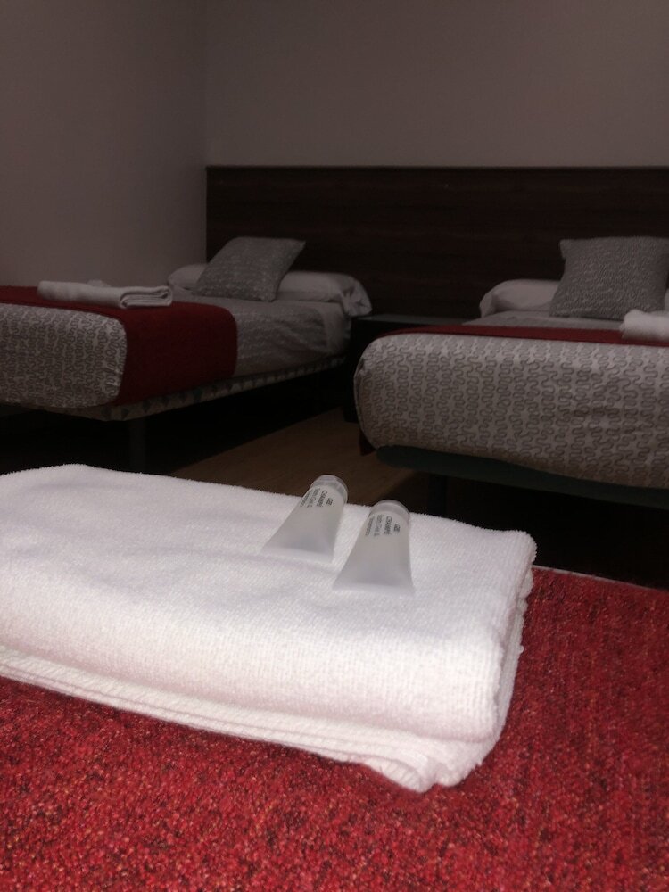 Hostal Village  Multicolor - Adults Only