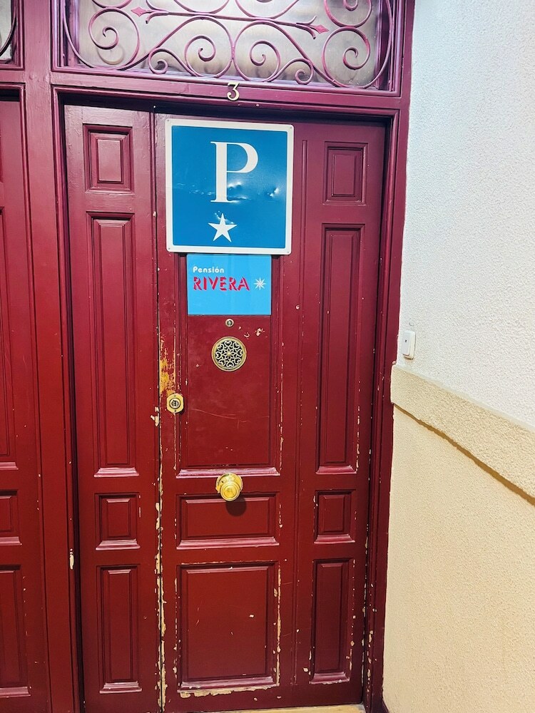 Hostal Pension Rivera