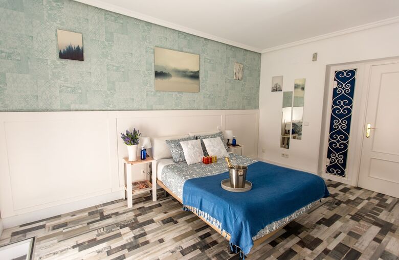 Pension Hostal Adeco
