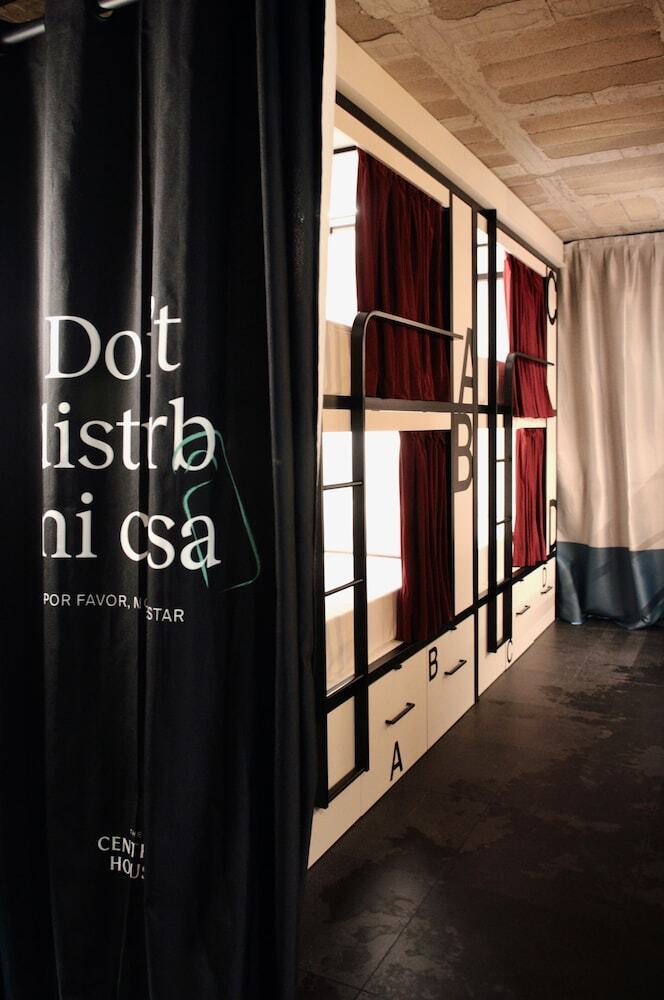 Hostal The Central House Madrid Lavapi�s - Hostel