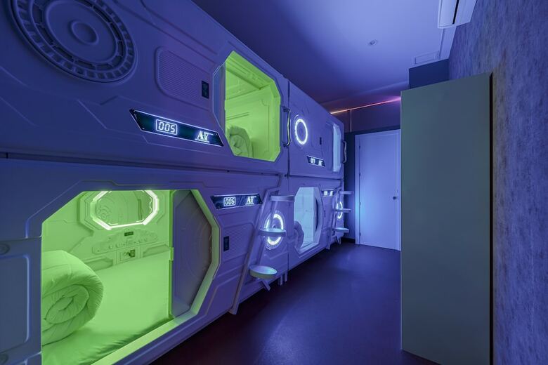Hostal Art Seven Hostel Capsules