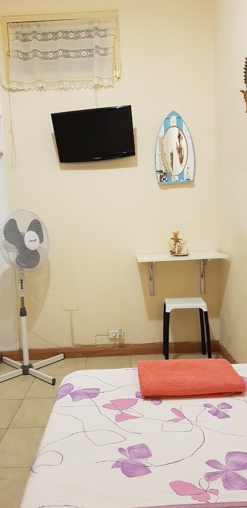 Hostal Loyola - Hostel