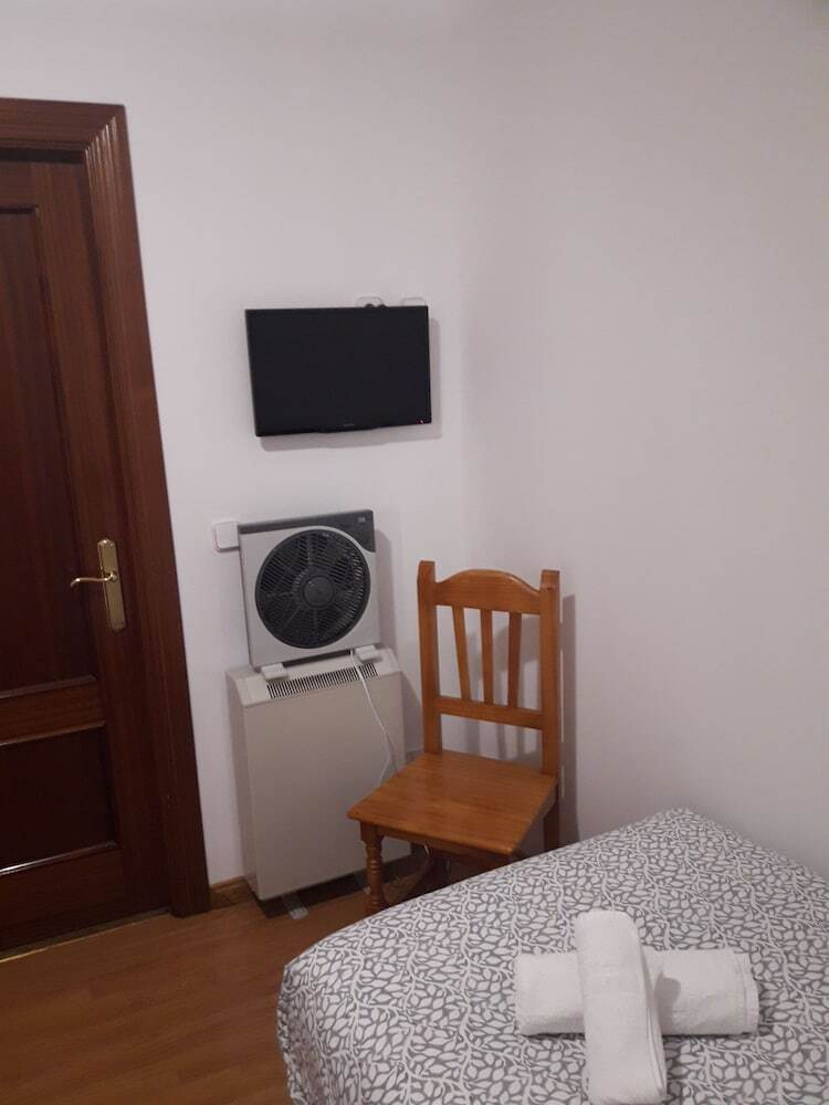 Pension Hostal New Go Inn
