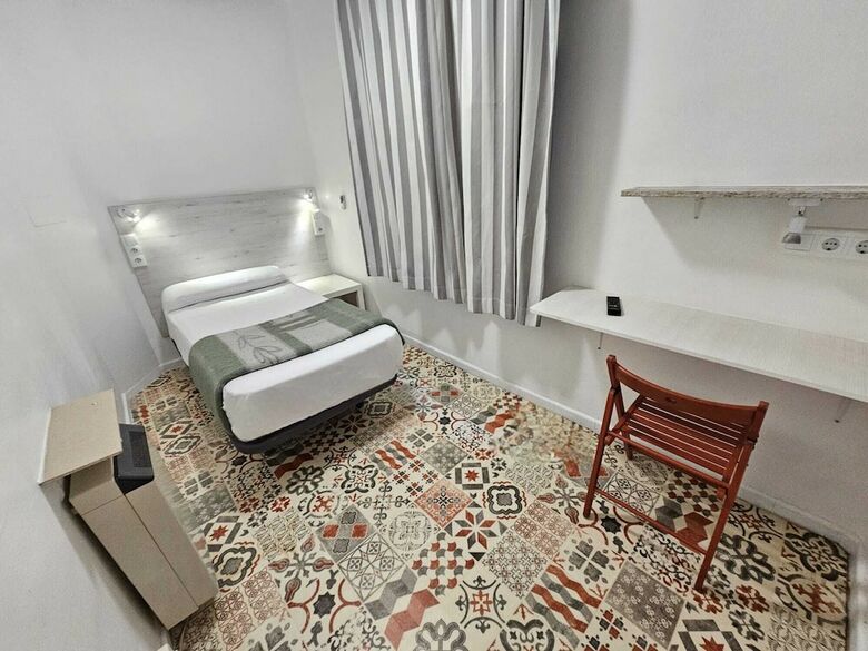 Hostal Casa de Huespedes Almansa