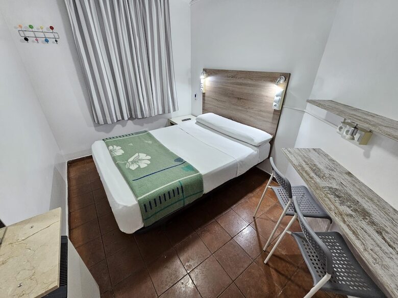 Hostal Casa de Huespedes Almansa