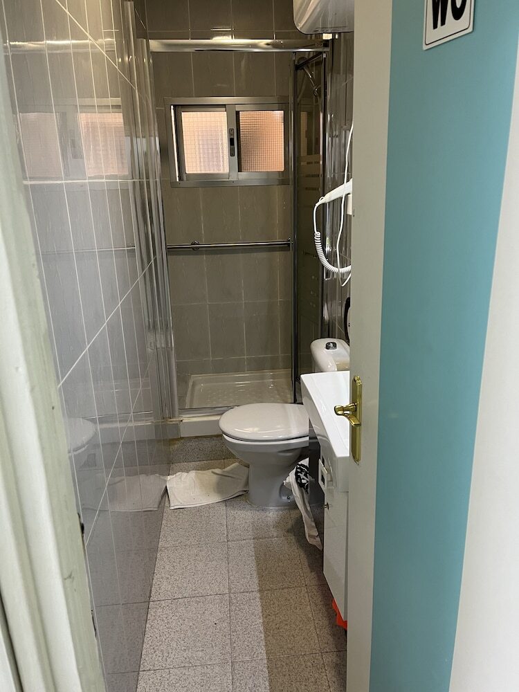Hostal Casa de Huespedes Almansa