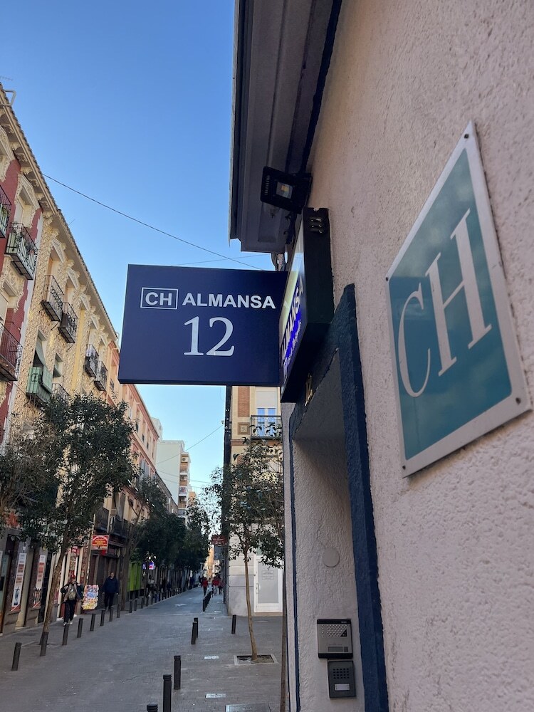 Hostal Casa de Huespedes Almansa
