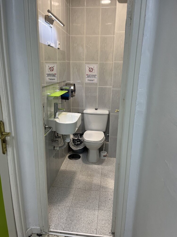 Hostal Casa de Huespedes Almansa
