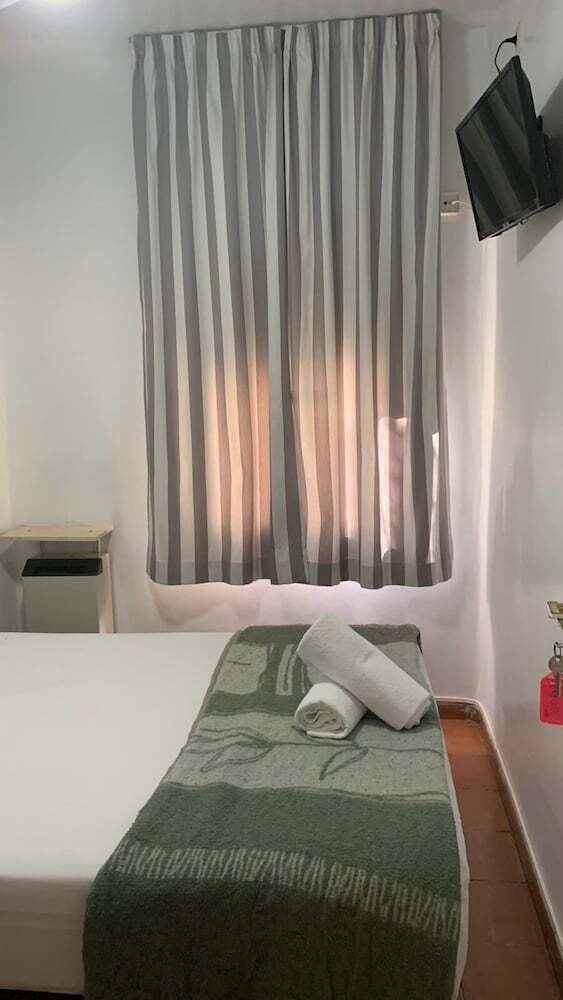Hostal Casa de Huespedes Almansa