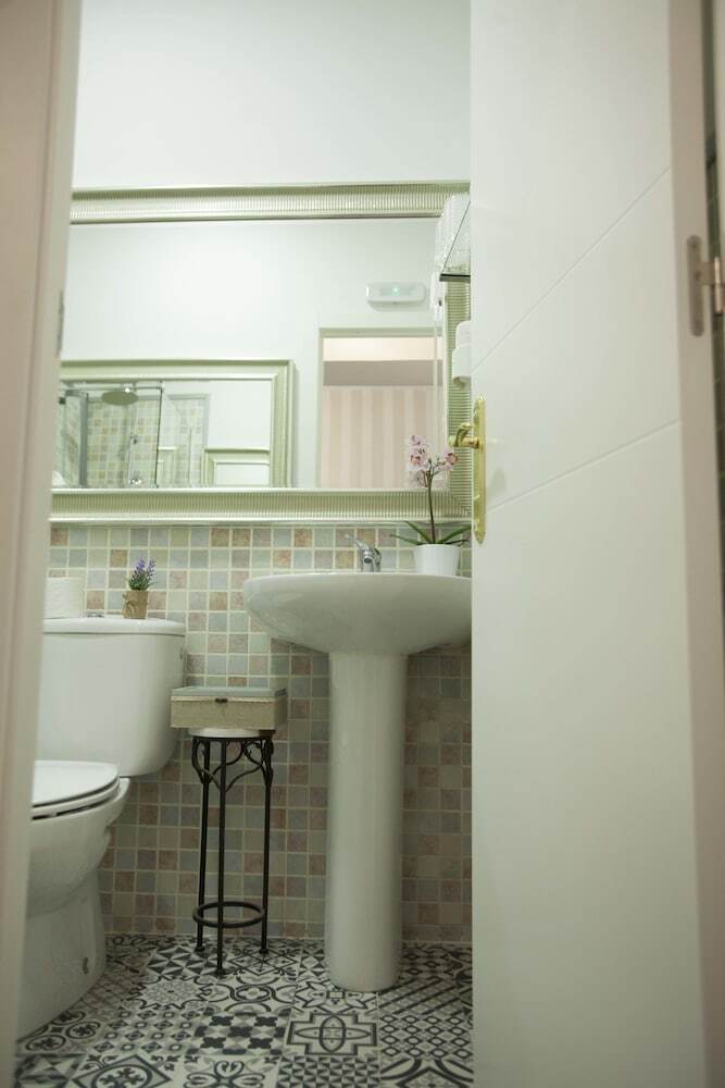 Hostal Boutique Palace - Adults Only