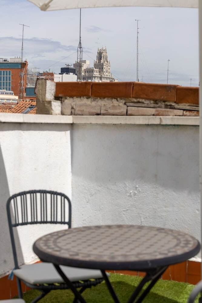 Aparthotel Oriente Suites