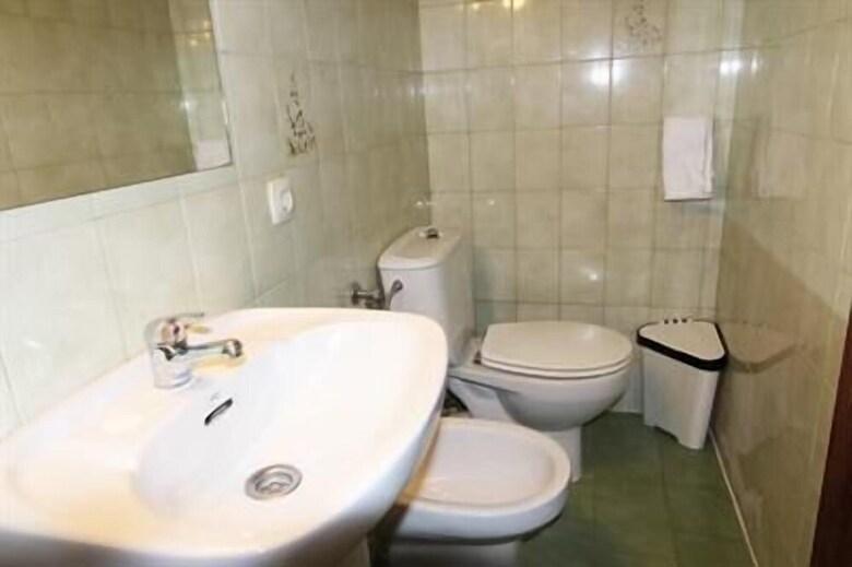 Hostal Helena 2