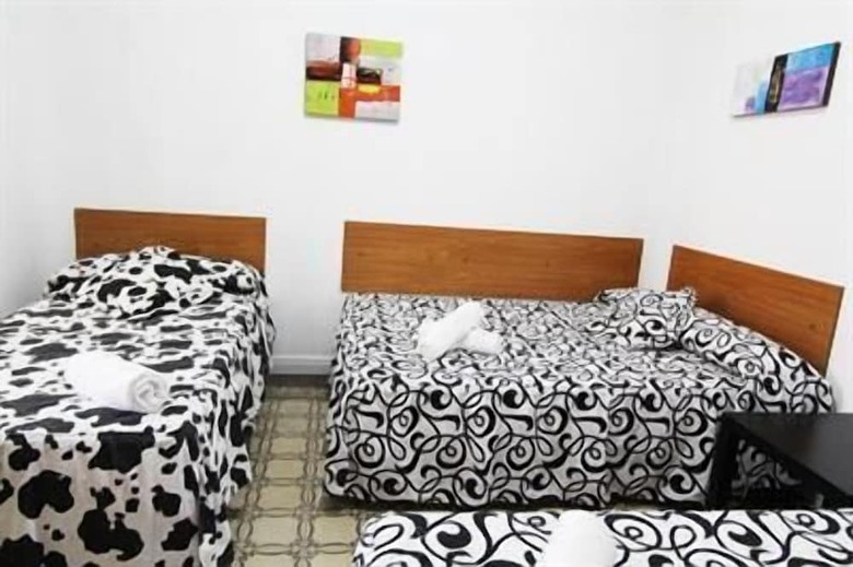 Hostal Helena 2