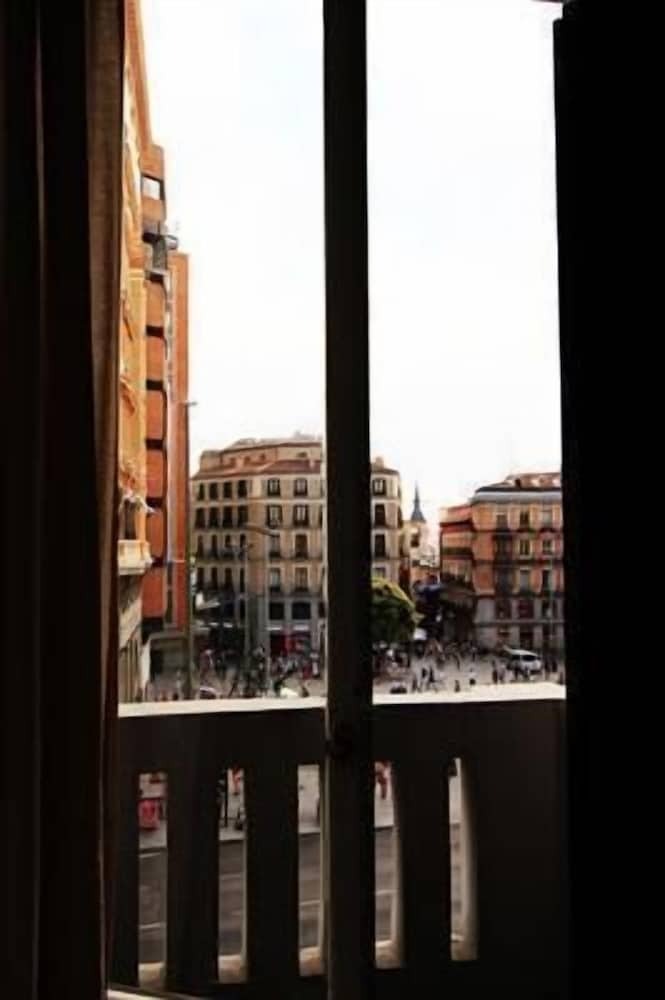 Hostal Helena 2