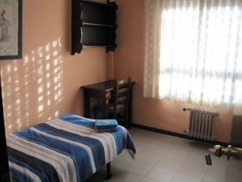 Hostal Hispania Residence - Hostel