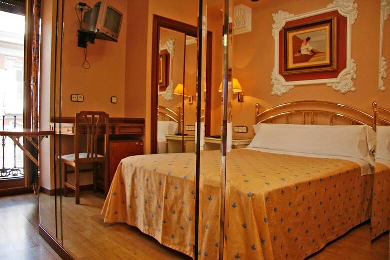 Hostal Victoria III