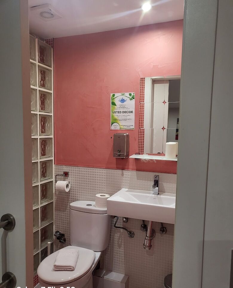 Hostal Madrid Inn