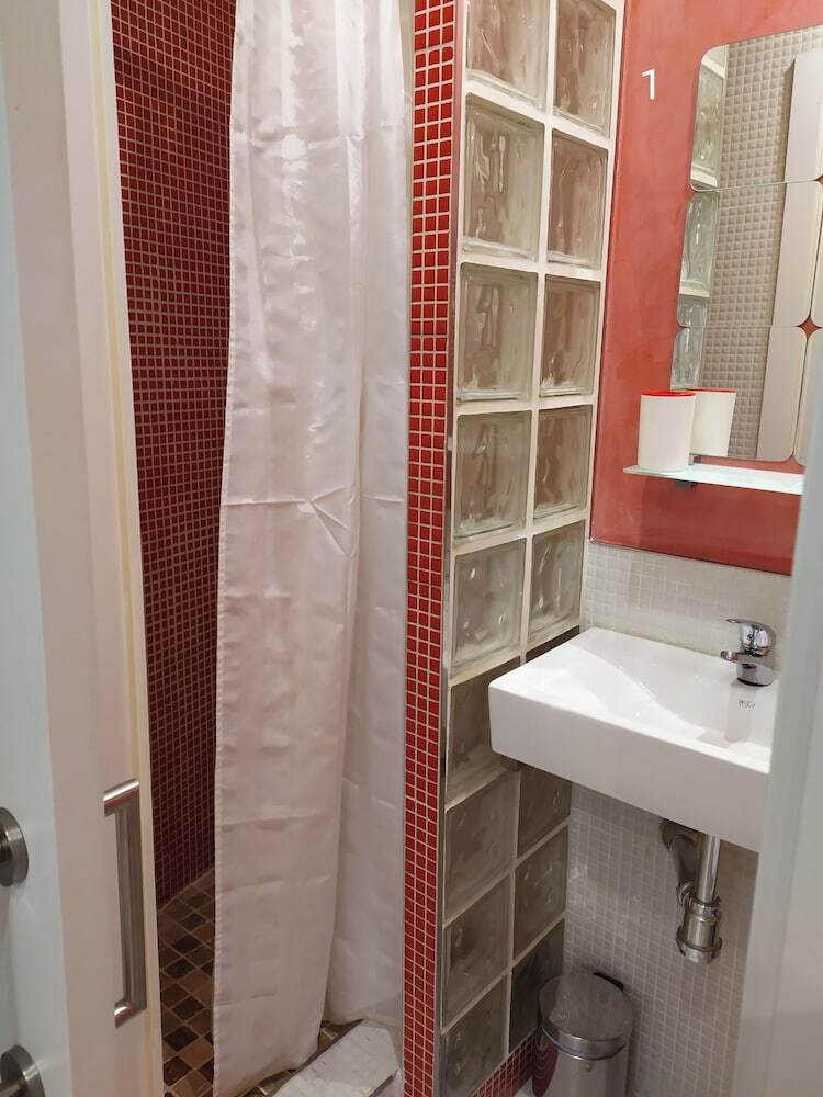 Hostal Madrid Inn