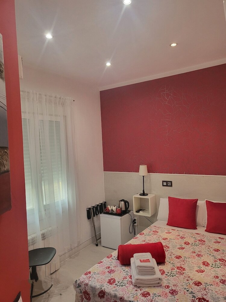 Hostal Madrid Inn