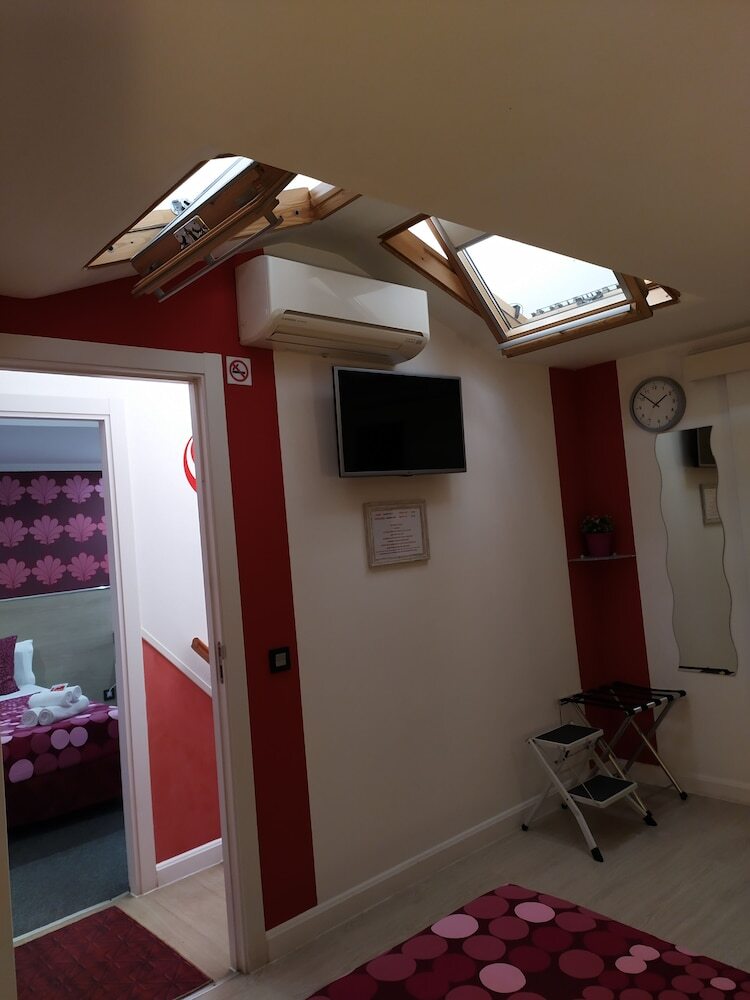 Hostal Madrid Inn