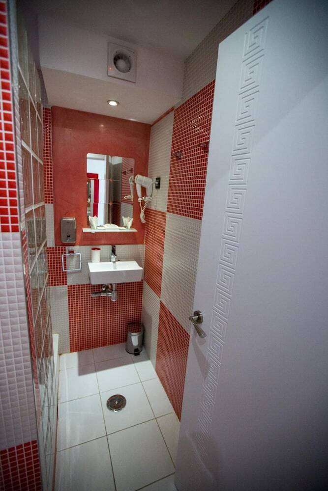 Hostal Madrid Inn