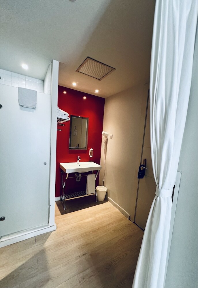 Hotel Urban Sea Atocha 113