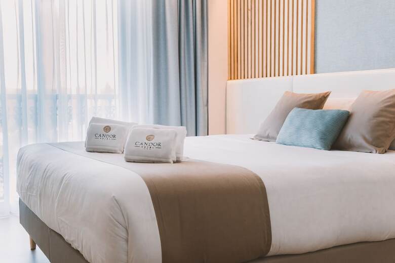 Hotel Candor