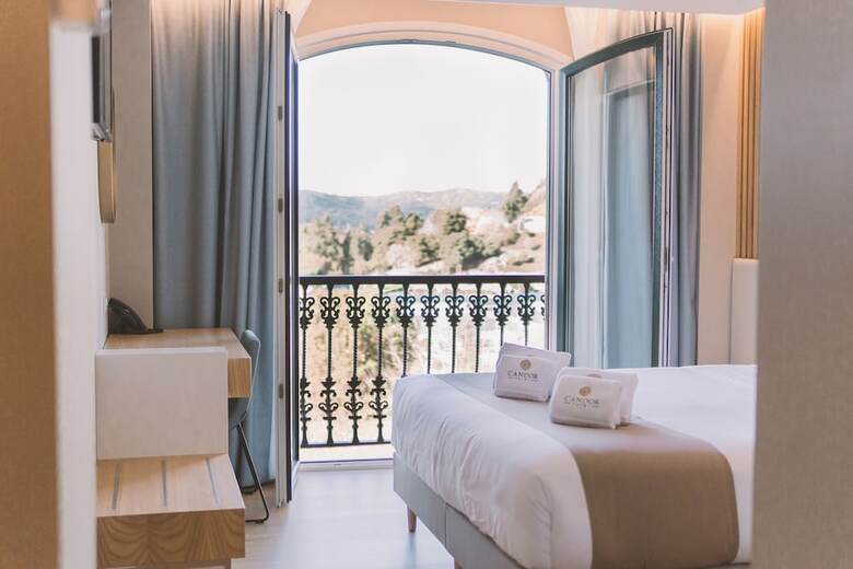 Hotel Candor