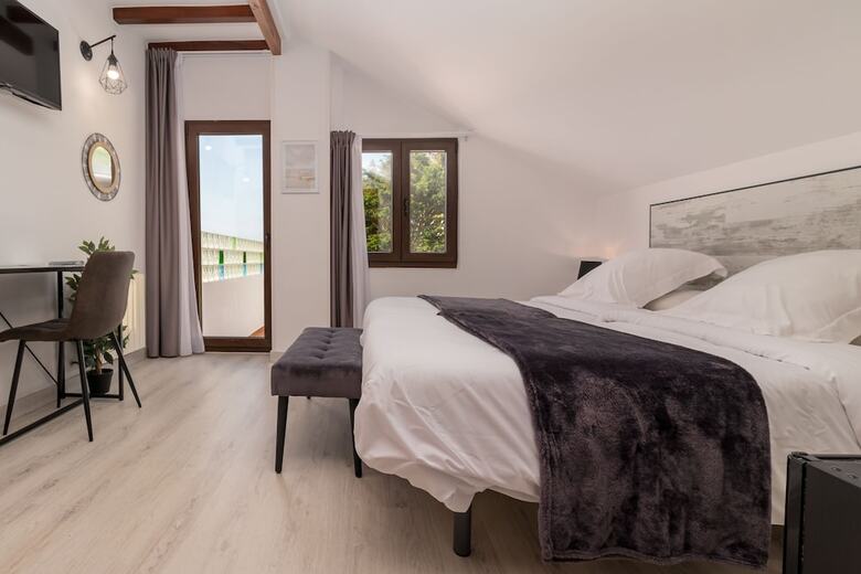 Hotel Sanmar