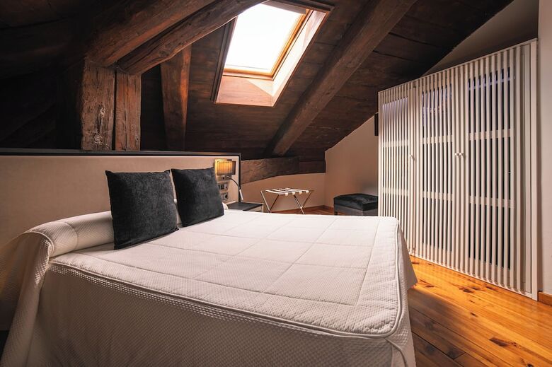 Hotel Hospeder�a Palacio De Allepuz