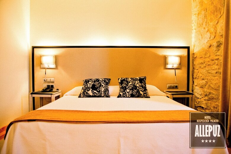 Hotel Hospeder�a Palacio De Allepuz