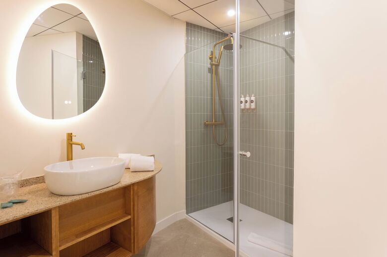 Aparthotel Reina Victoria Mercado