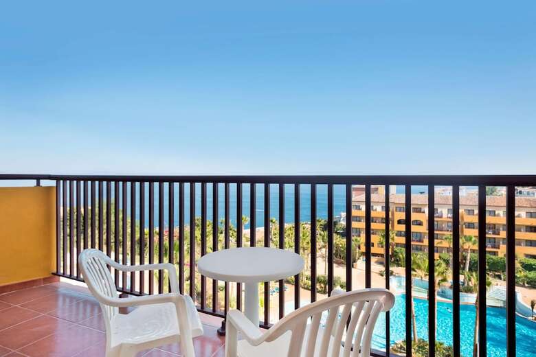 Aparthotel Apartamentos Best Alcazar
