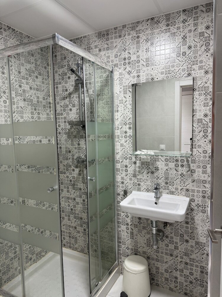 Hotel B And B Suites