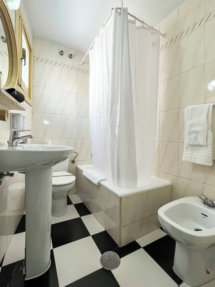 Hotel Micaela Charming Hostal