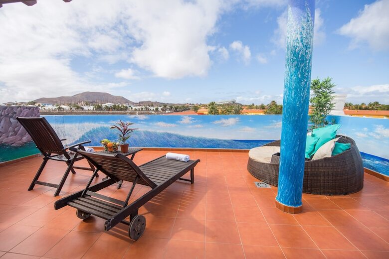 Surf Riders Fuerteventura - Adults Only