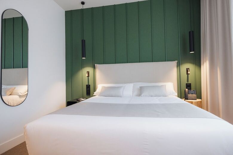 Hotel Mondrag�n